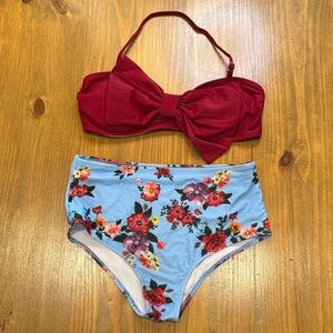 Blue roses & flowered bottoms with red bow front top bikini 2 piece NWOT Medium